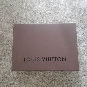 Louis Vuitton box